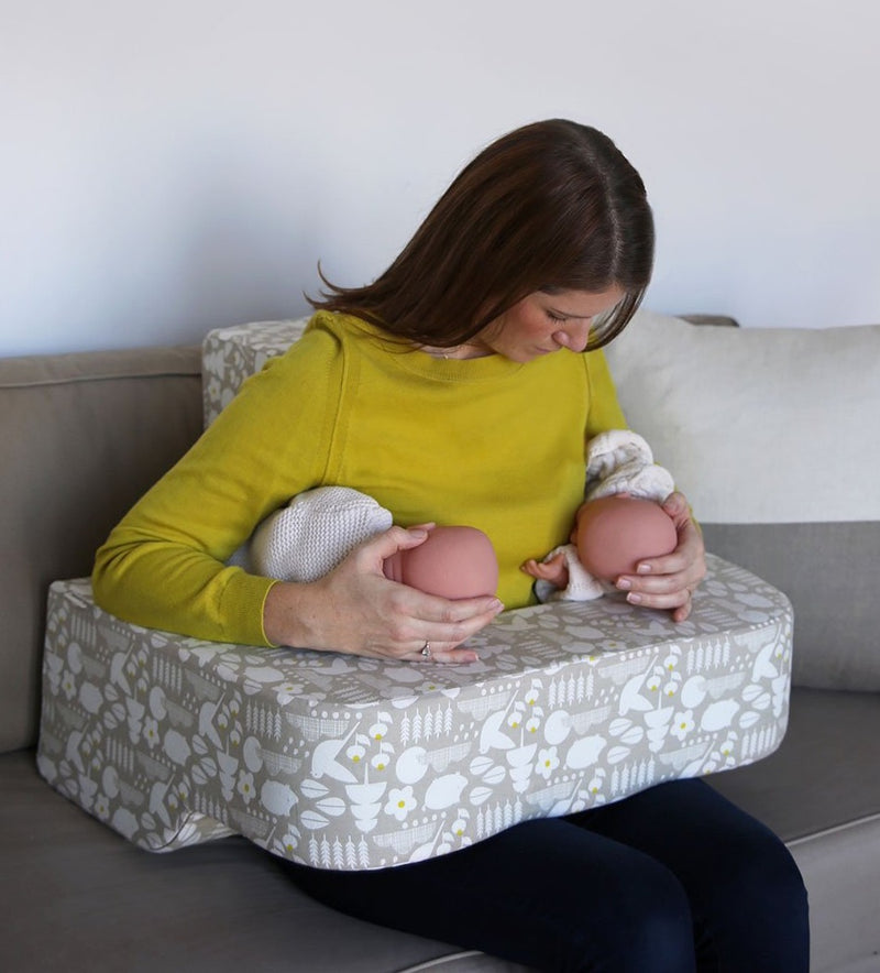 Twin Breastfeeding Pillow Peanut Piglet - Main Image
